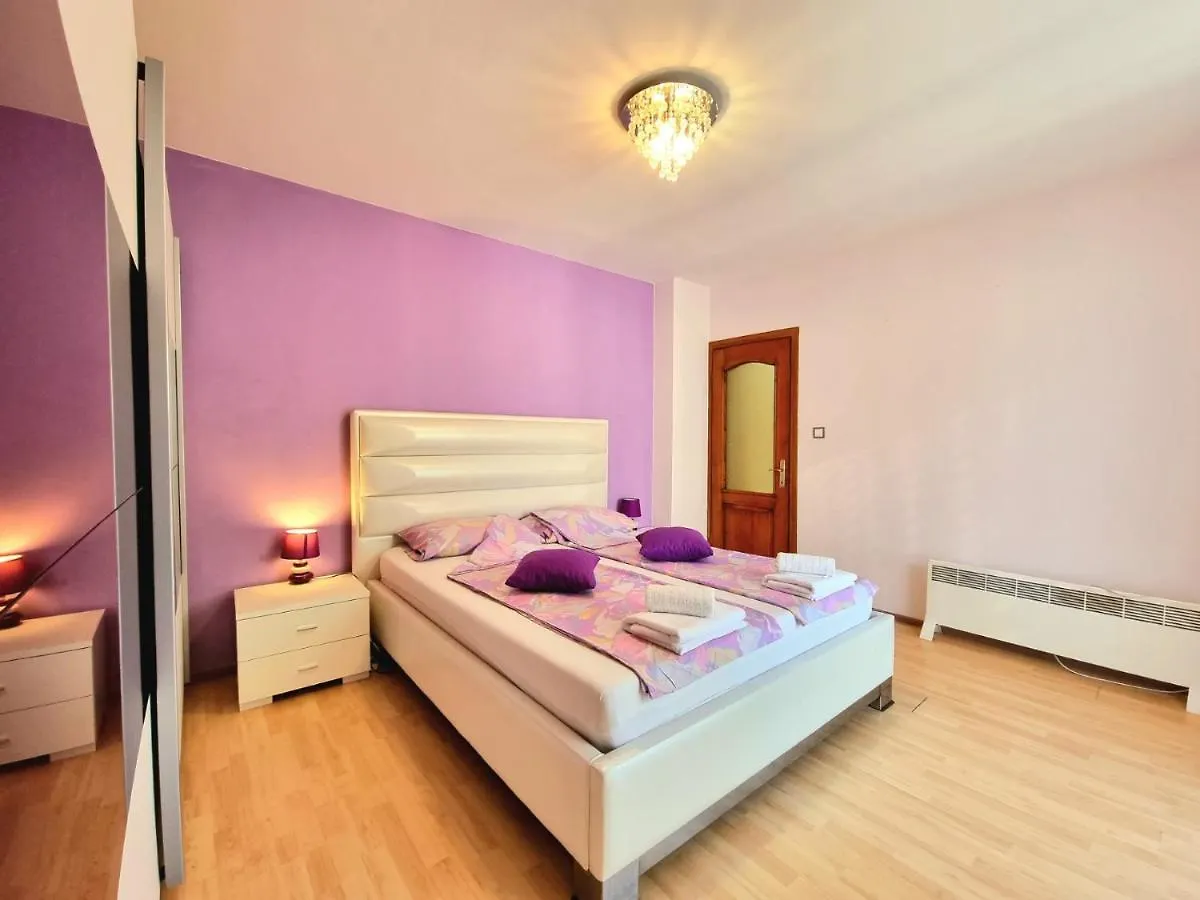 Sunny View - Seaside Apartment With Garage Burgas 0*,