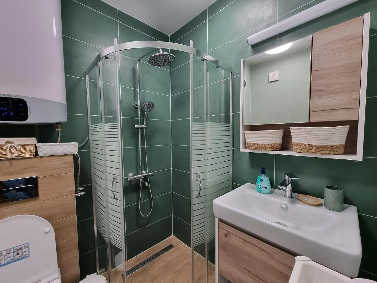 Sunny View - Seaside Apartment With Garage Burgas